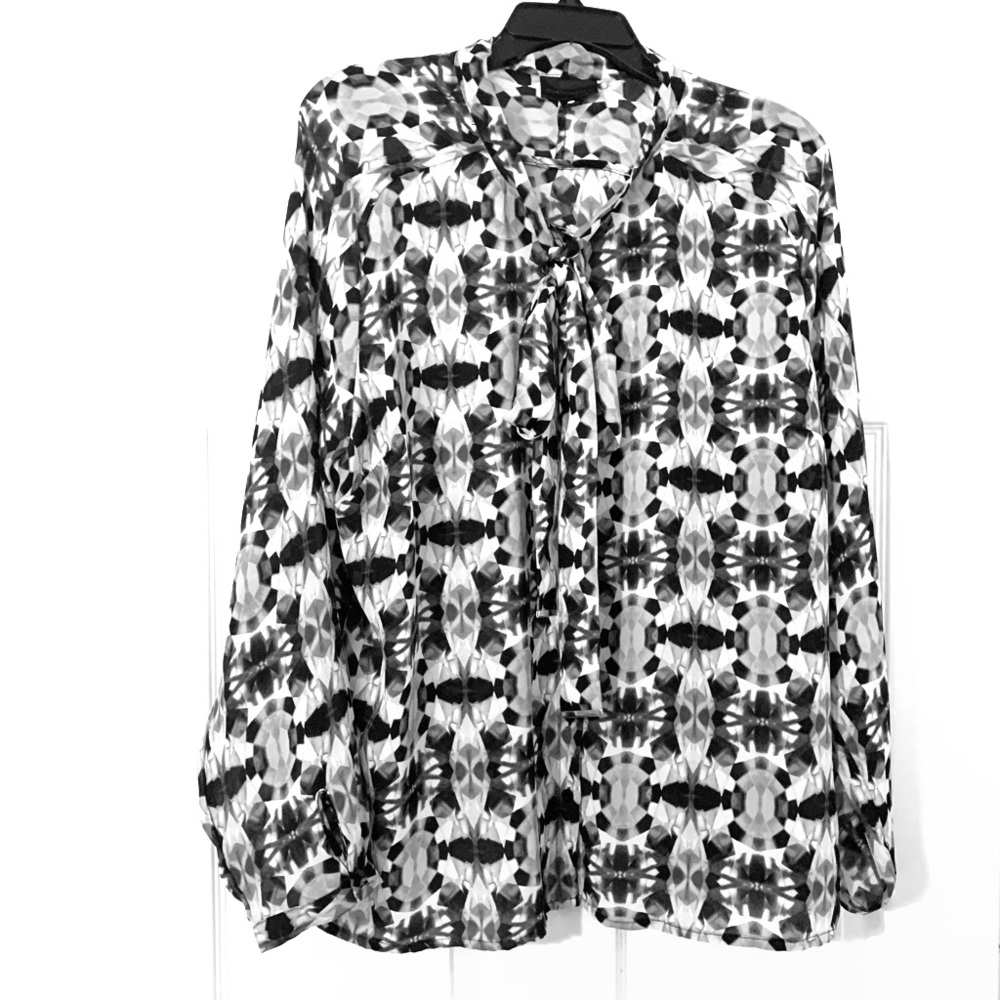 Worthington Women’s Long Sleeve Blouse